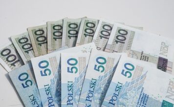Ile zarabia się w firmie konsultingowej? Ile zarabia się w firmie konsultingowej?