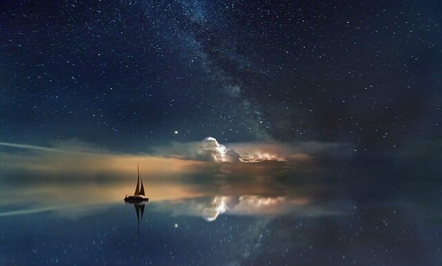 Czy 14 latek może zostać sam w domu na noc?